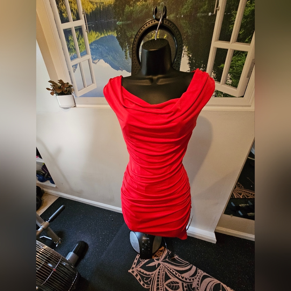 Laundry by Shelli Segal - Red Dress - Size 4/Small - NWT